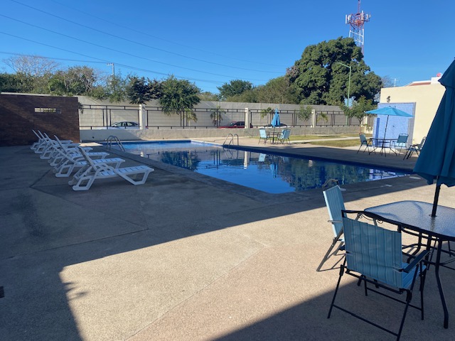 Common area pool