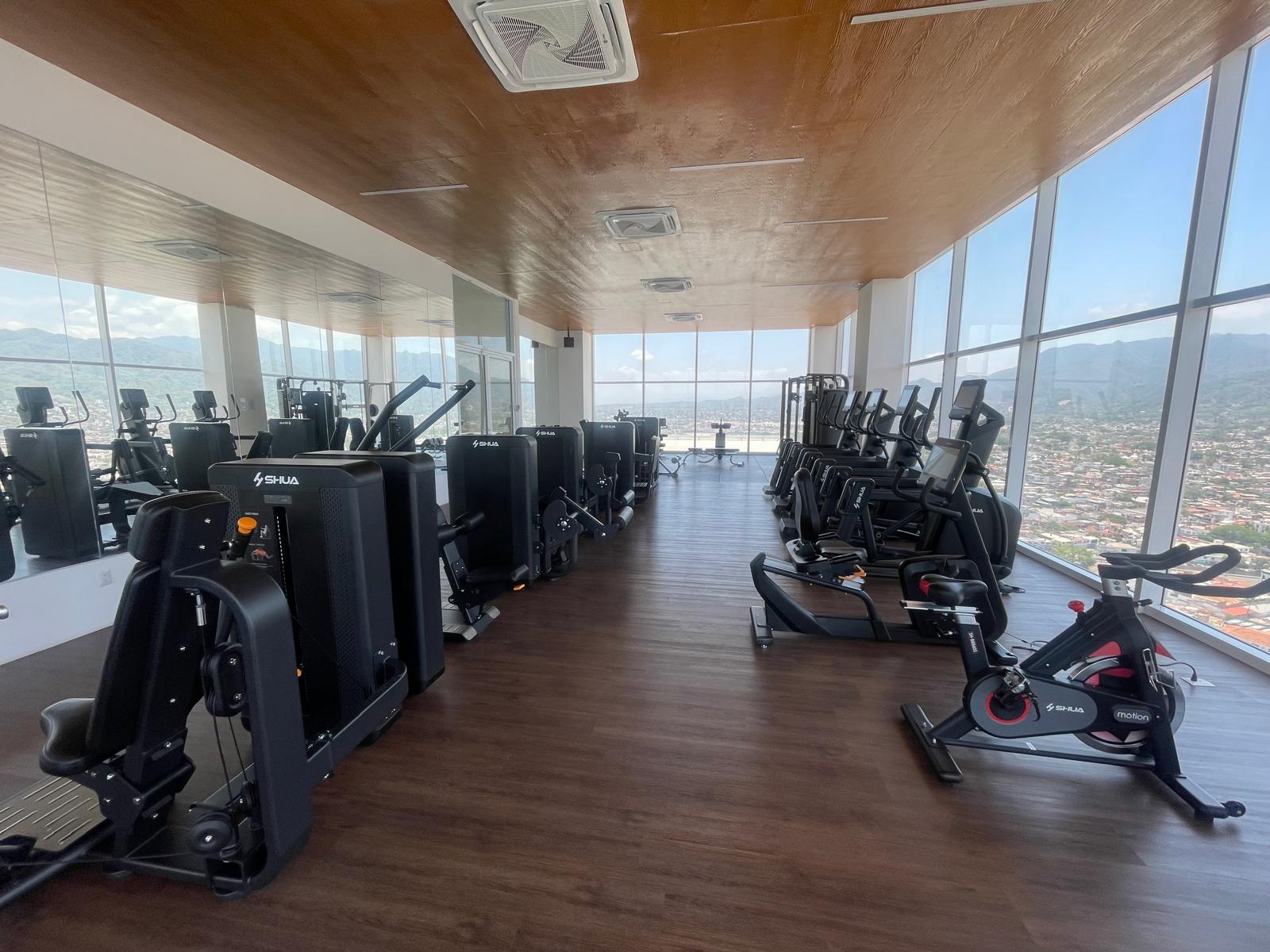 Rooftop gym at Harbor 171